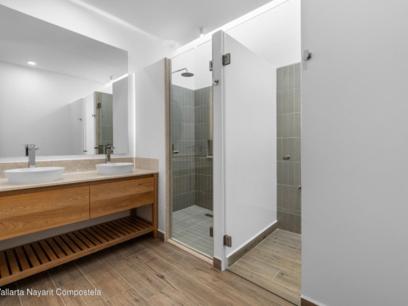 145 Blvd. Nayarit 93, Residencial Karakal