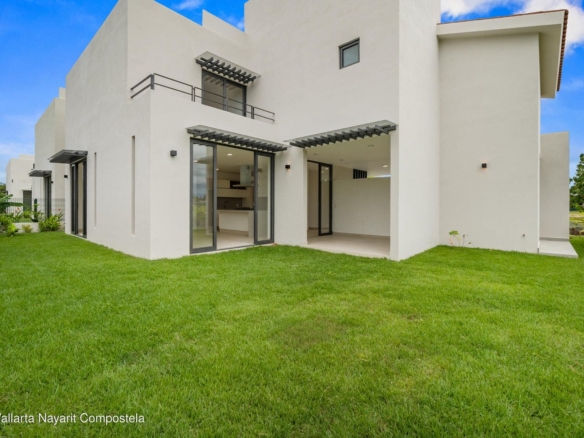 145 Blvd. Nayarit 93, Residencial Karakal