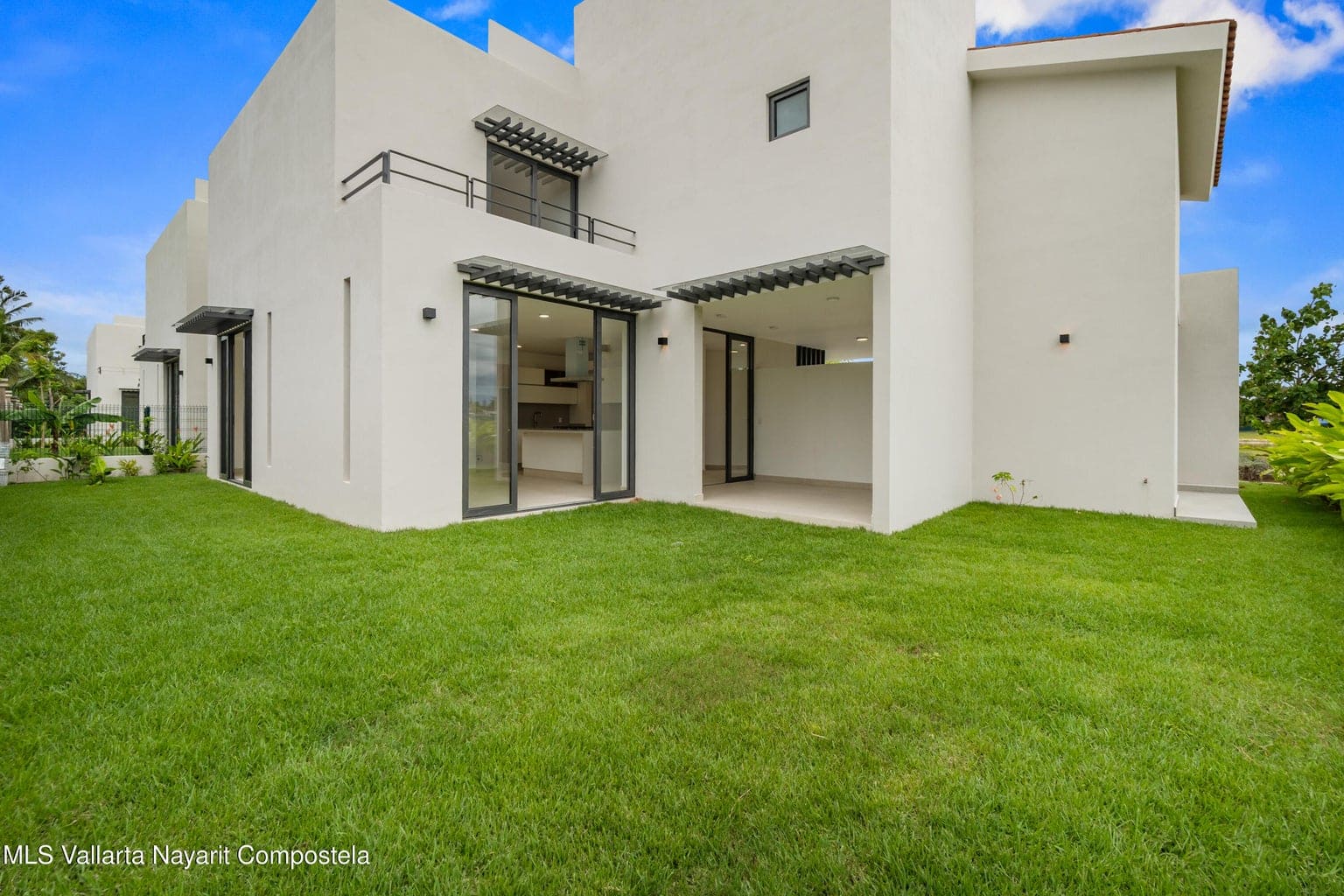 20251023032117004499000000-o 145 Blvd. Nayarit 94, Residencial Karakal