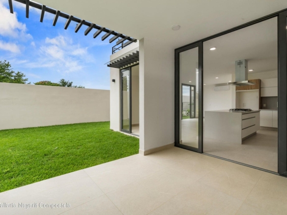 145 Blvd. Nayarit 93, Residencial Karakal