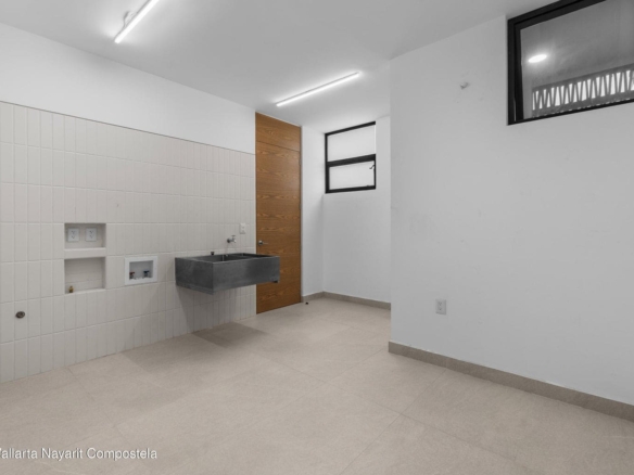 145 Blvd. Nayarit 93, Residencial Karakal