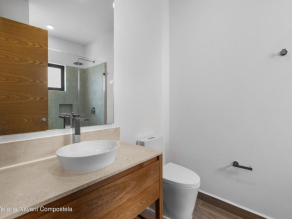 145 Blvd. Nayarit 93, Residencial Karakal