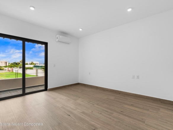 145 Blvd. Nayarit 93, Residencial Karakal