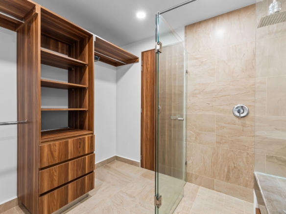 Iyari Residencial 402